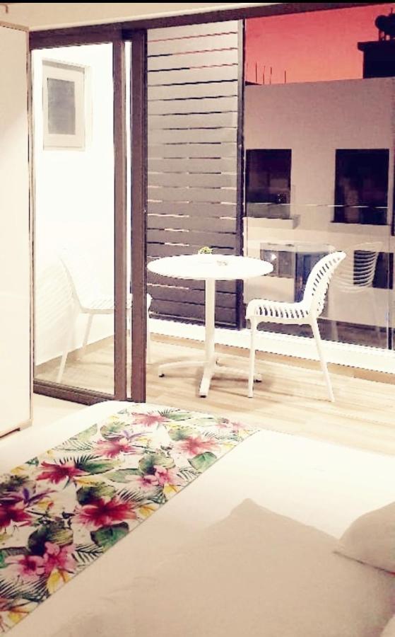 Carré d'or v luxury 4bed duplex with private pool&rooftop sea view flic-en-flac, Mauritius 20mins walk to beach, bar, restaurants&amenities Exterior foto