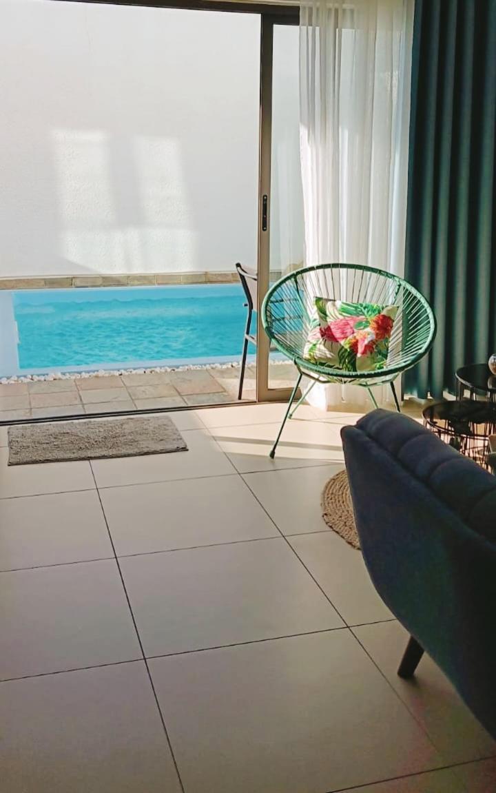 Carré d'or v luxury 4bed duplex with private pool&rooftop sea view flic-en-flac, Mauritius 20mins walk to beach, bar, restaurants&amenities Exterior foto